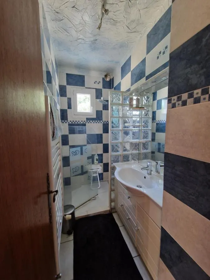 Villa Familiale 5 Chambres Dans Un Ecrin De Verdure A 15 Mns Des Plages Меллак 0*,  Франция